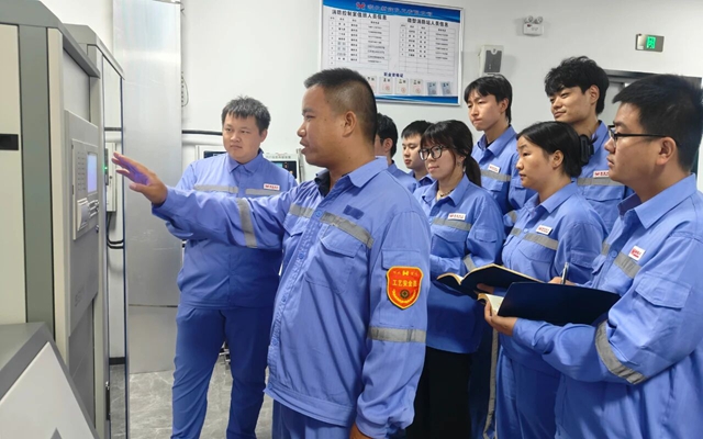 宜化大學(xué)生新工完成崗前培訓(xùn)，開(kāi)啟職業(yè)新篇章(圖1)